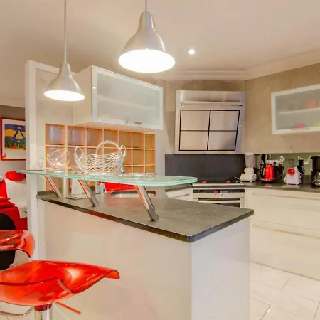 Appartement Troyes, 2 Pièces, 2 Personnes - Fr-1-543-94 *